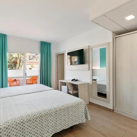 酒店 Lloret Splash 滨海略雷特